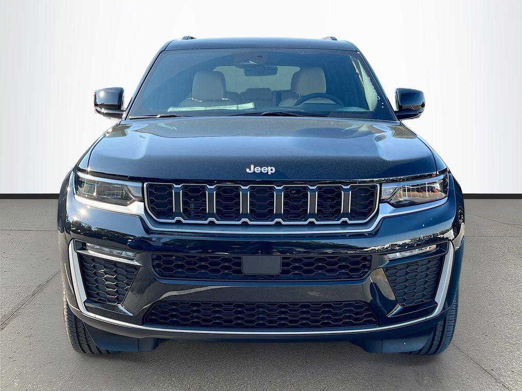 new 2026 Jeep Grand Cherokee car, priced at $43,562