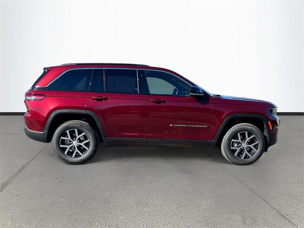 new 2025 Jeep Grand Cherokee car, priced at $38,526