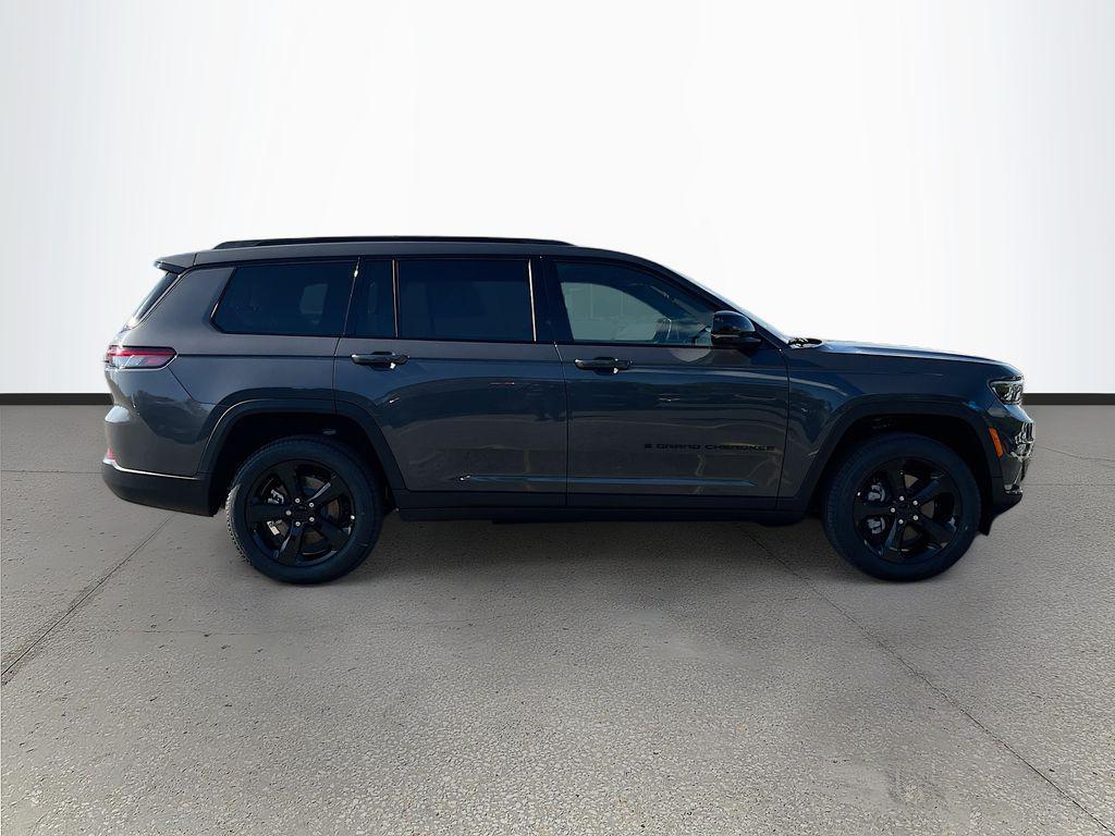 new 2025 Jeep Grand Cherokee L car, priced at $39,380