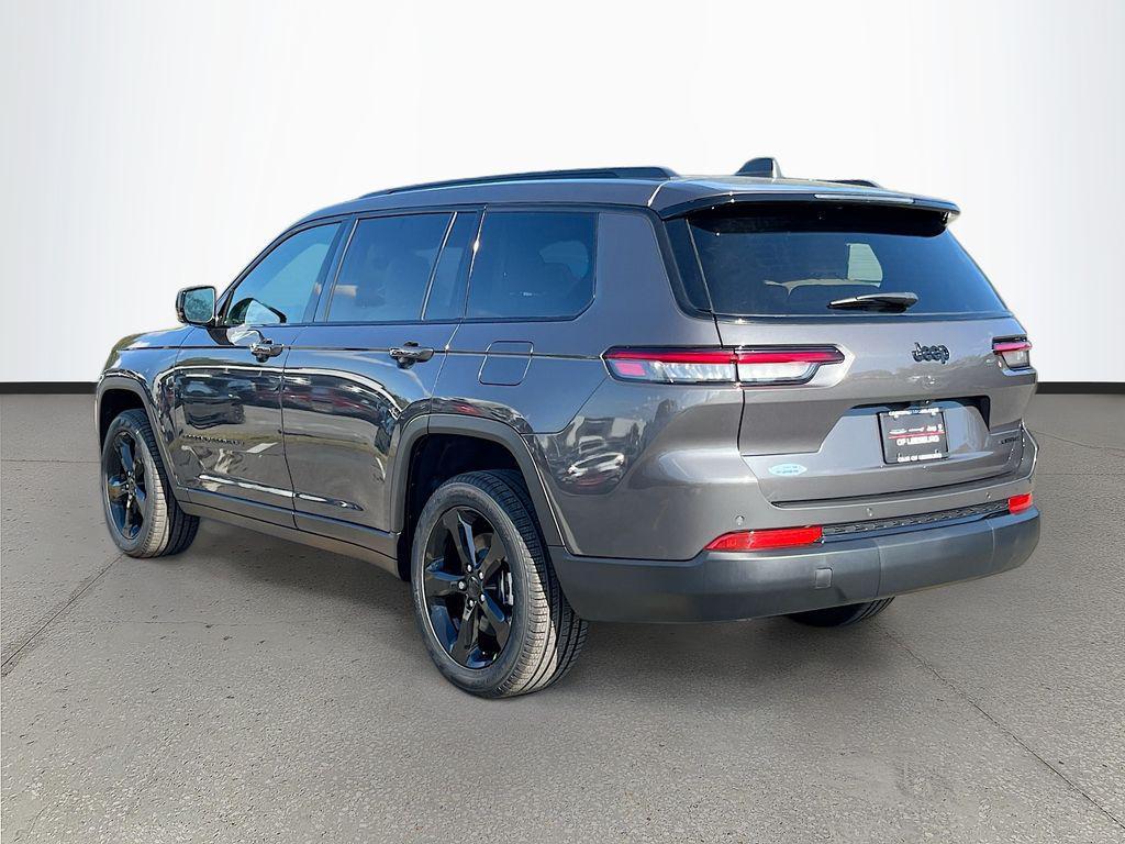 new 2025 Jeep Grand Cherokee L car, priced at $39,380