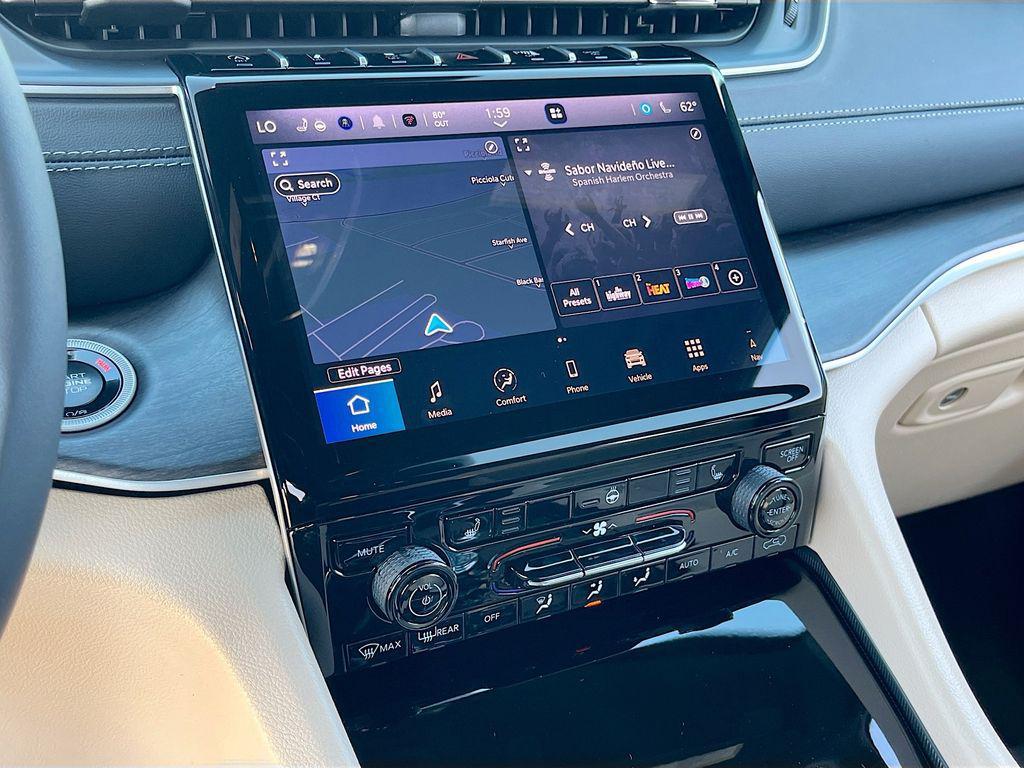 new 2025 Jeep Grand Cherokee L car, priced at $39,380