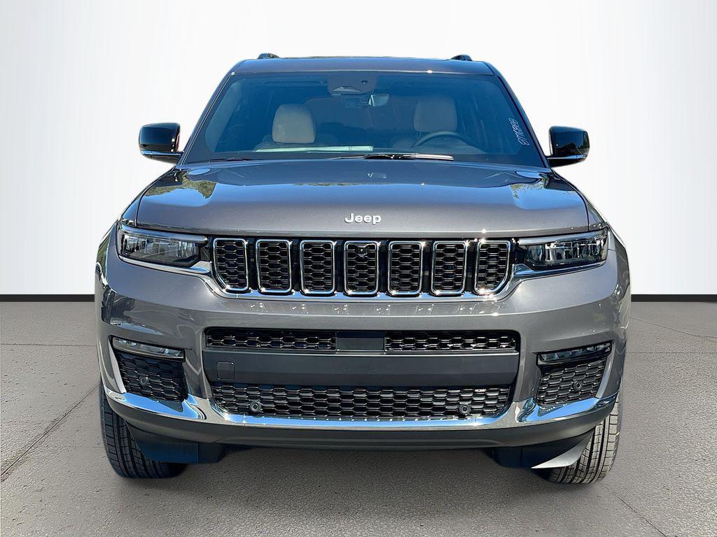 new 2025 Jeep Grand Cherokee L car, priced at $41,998