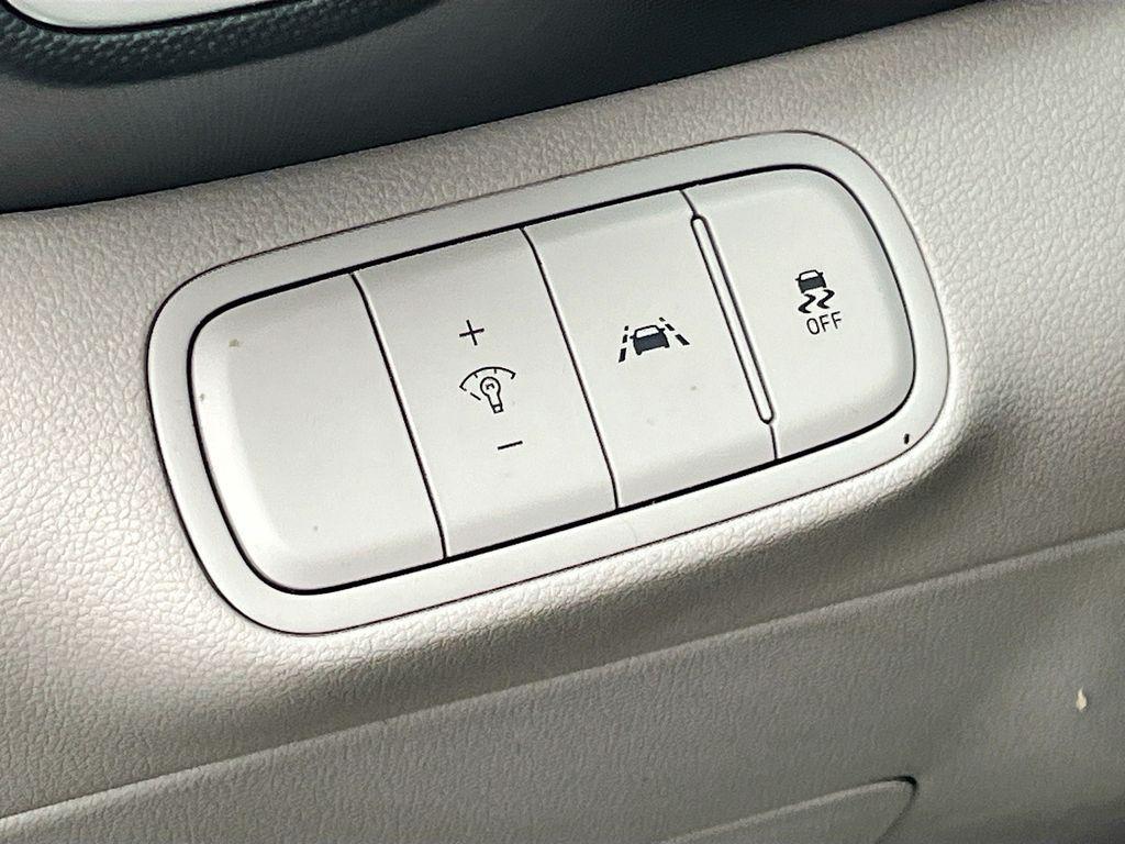 used 2021 Hyundai Venue car, priced at $11,591