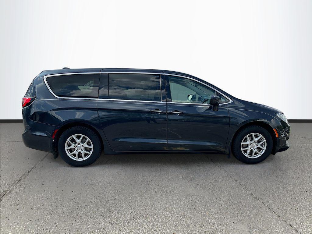 used 2020 Chrysler Pacifica car, priced at $13,550