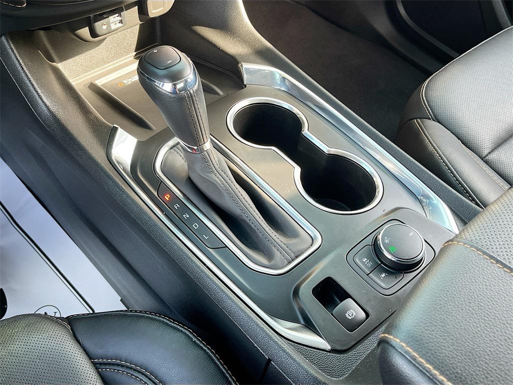 used 2020 Chevrolet Traverse car, priced at $30,991