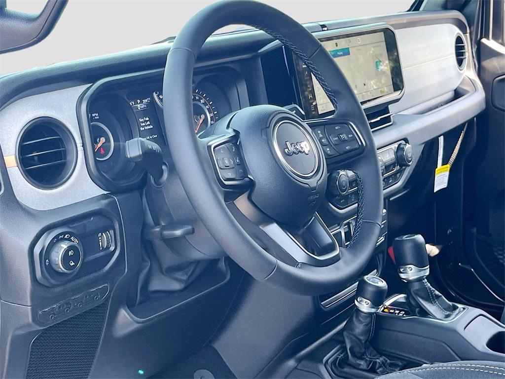 new 2025 Jeep Gladiator car, priced at $37,170