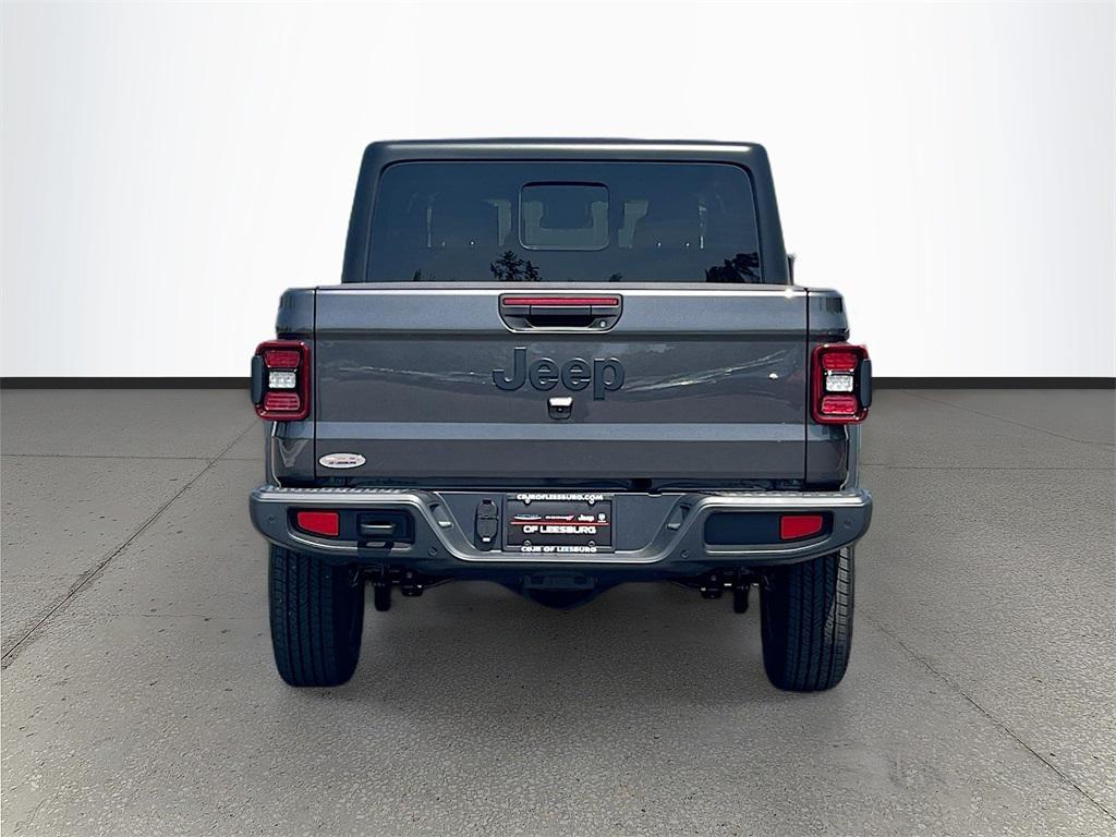 new 2025 Jeep Gladiator car, priced at $37,170