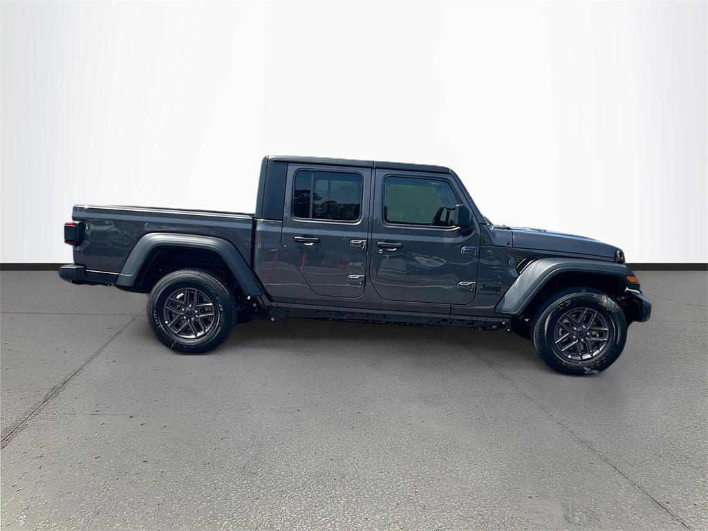 new 2025 Jeep Gladiator car, priced at $37,170