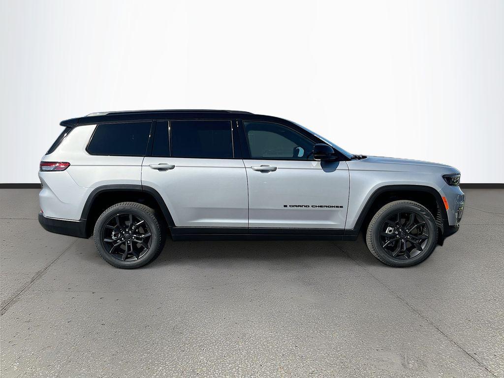 new 2025 Jeep Grand Cherokee L car, priced at $45,067