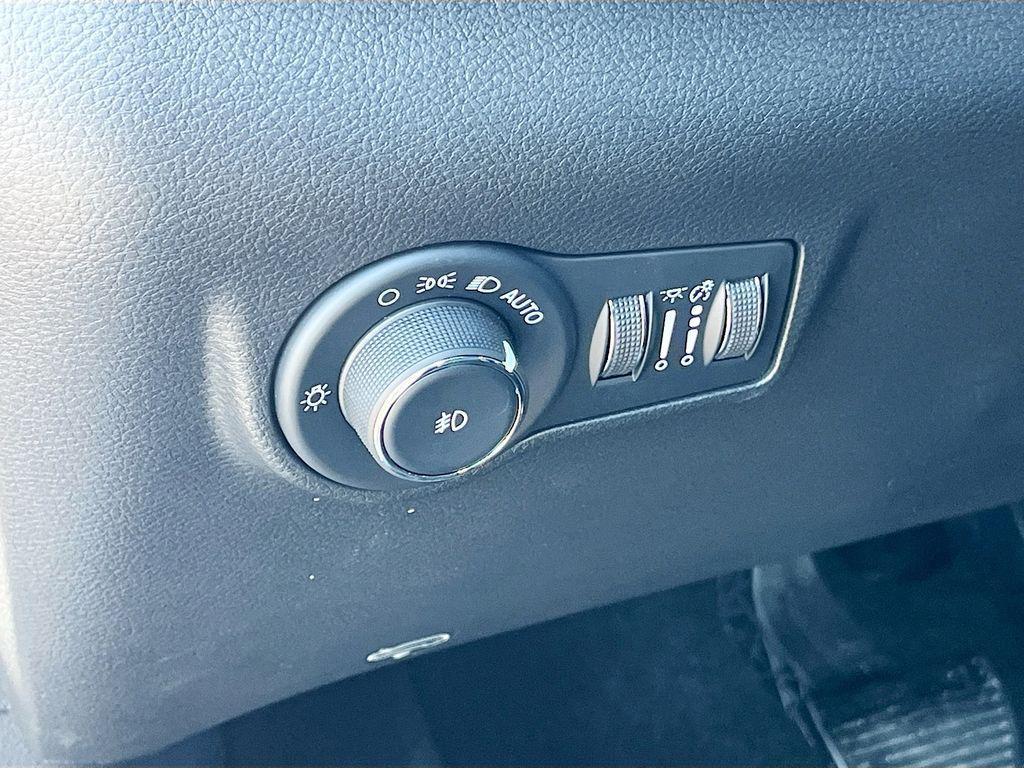 used 2025 Jeep Compass car, priced at $23,889