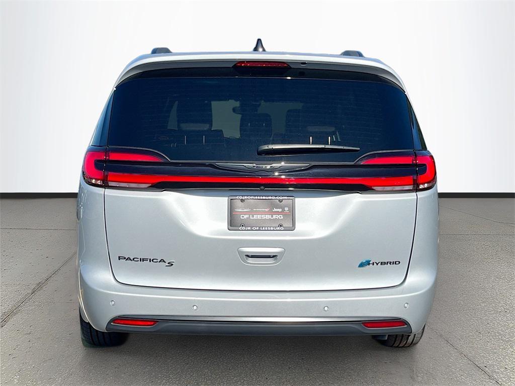 used 2024 Chrysler Pacifica Hybrid car, priced at $33,995