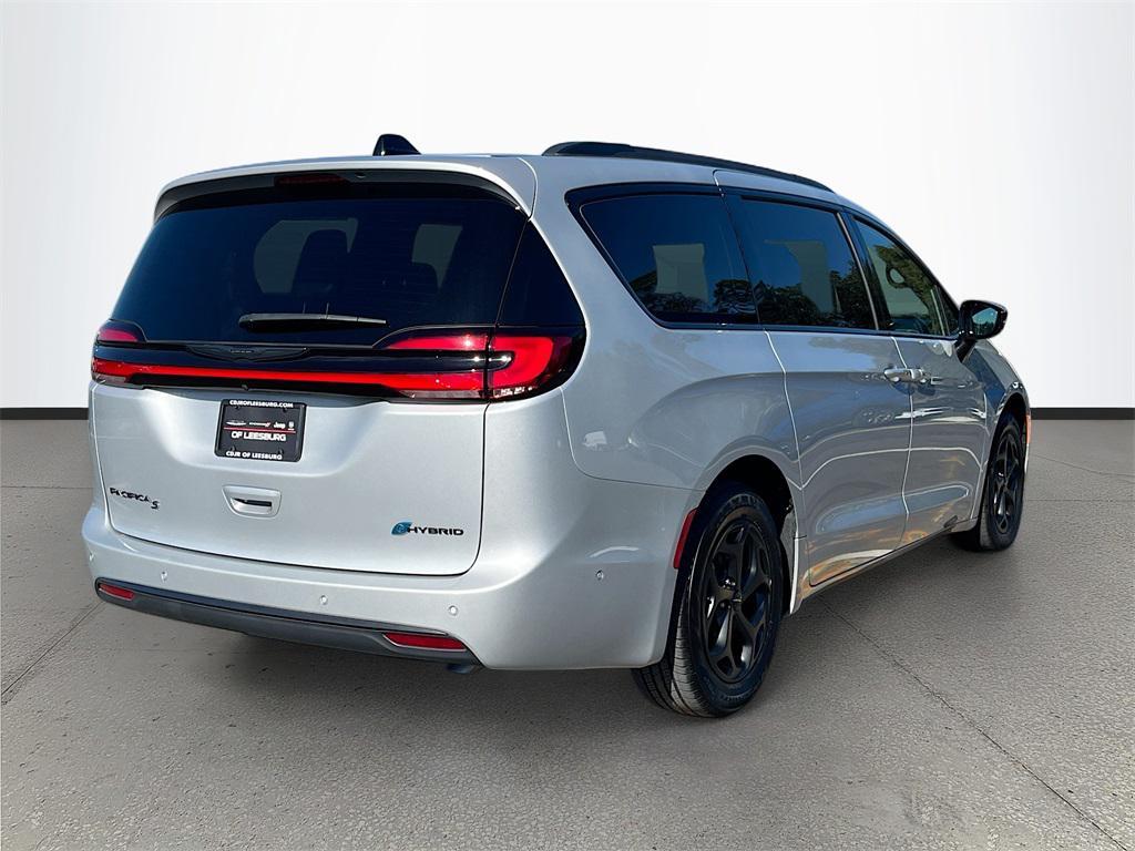 used 2024 Chrysler Pacifica Hybrid car, priced at $33,995