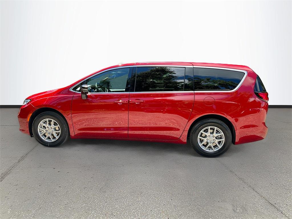 new 2026 Chrysler Pacifica car, priced at $36,036