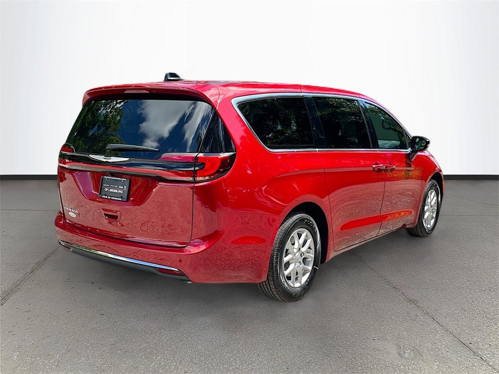 new 2026 Chrysler Pacifica car, priced at $36,036
