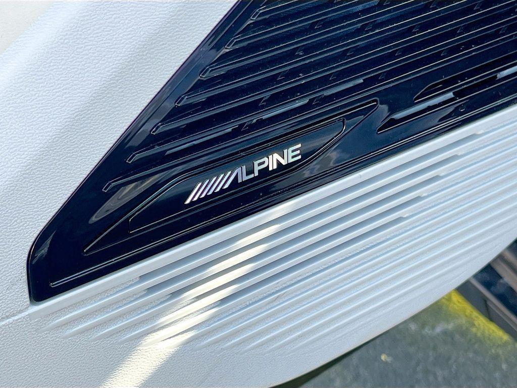 new 2026 Jeep Cherokee car, priced at $46,080