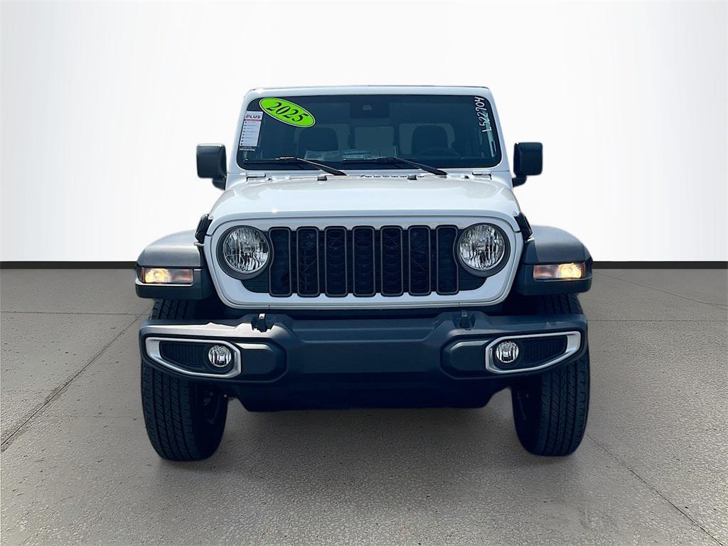 new 2025 Jeep Gladiator car, priced at $40,249