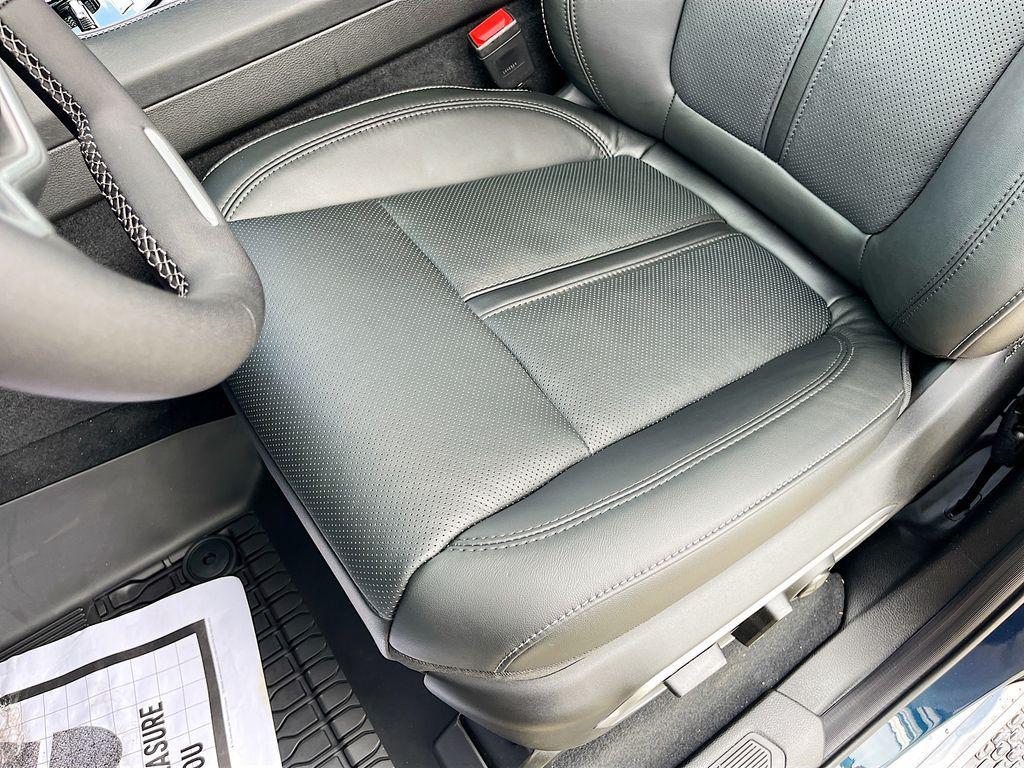 new 2026 Jeep Grand Wagoneer car, priced at $78,635