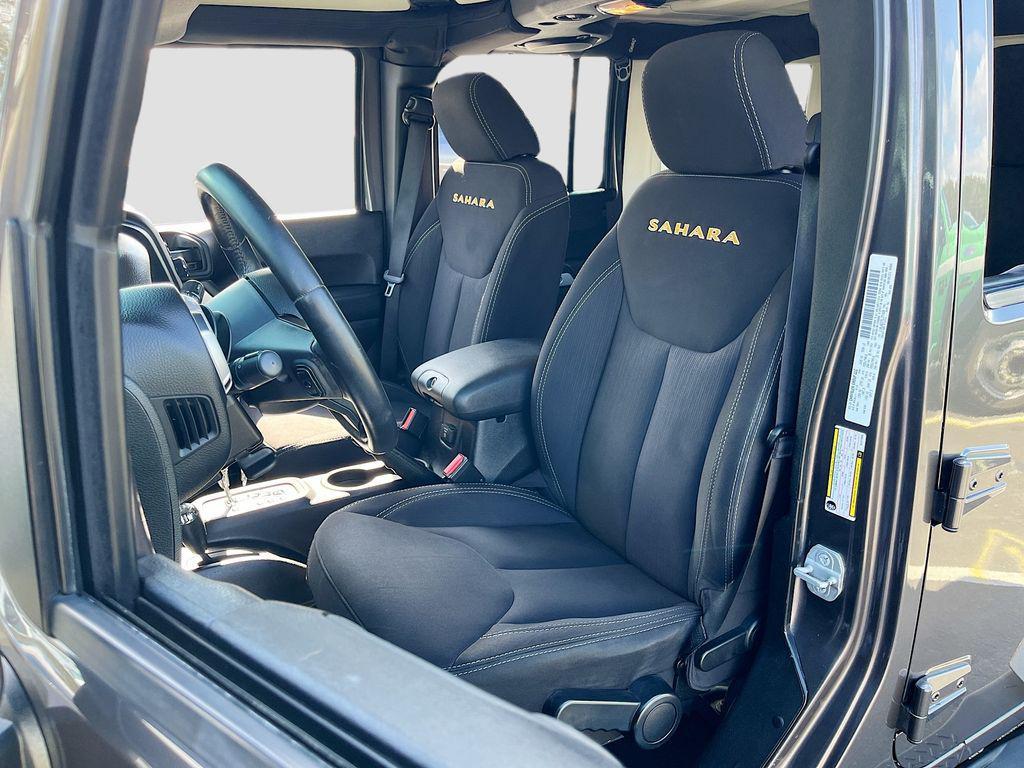 used 2014 Jeep Wrangler Unlimited car, priced at $18,991