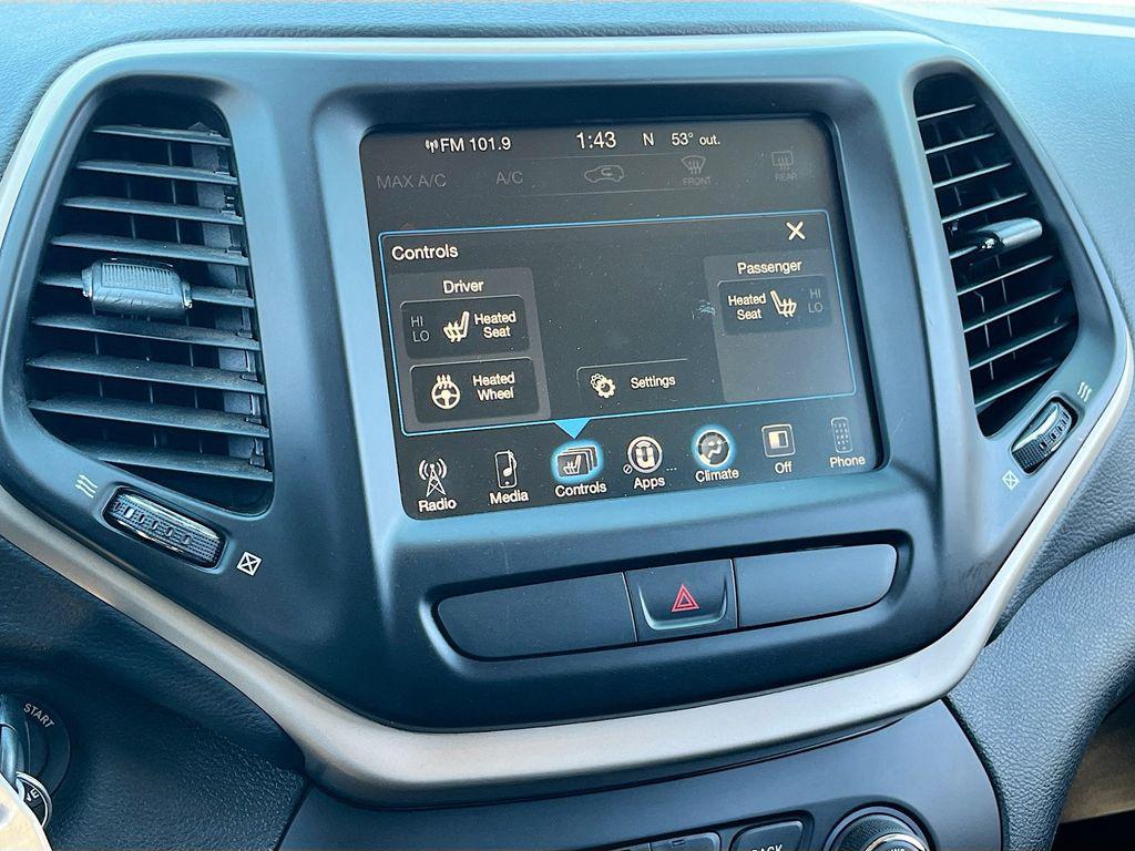 used 2015 Jeep Cherokee car, priced at $7,776