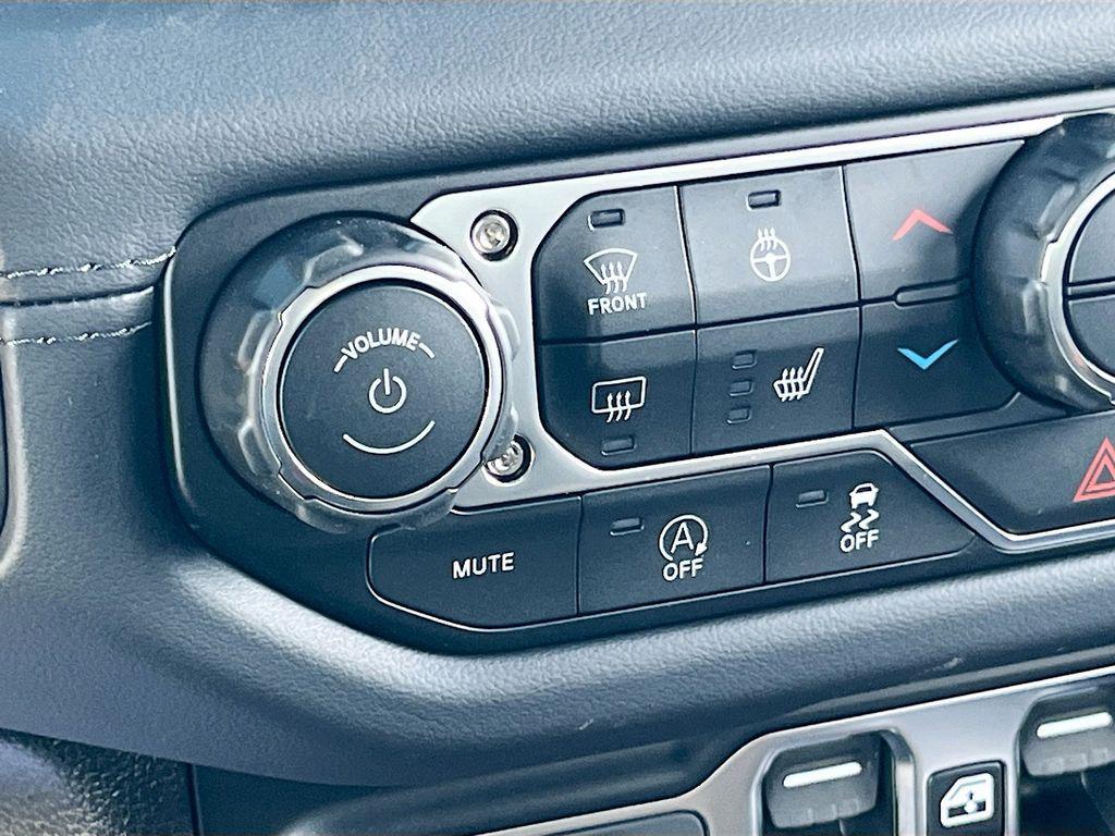 new 2026 Jeep Wrangler car, priced at $60,060
