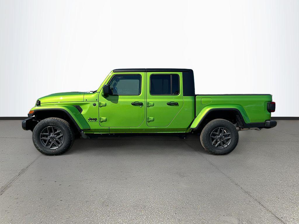 new 2026 Jeep Gladiator car, priced at $46,919