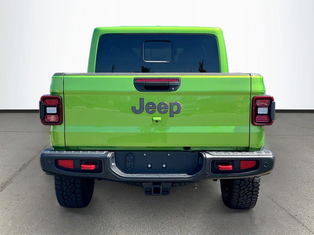 new 2026 Jeep Gladiator car, priced at $51,671
