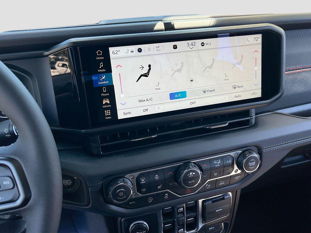 new 2026 Jeep Gladiator car, priced at $51,671