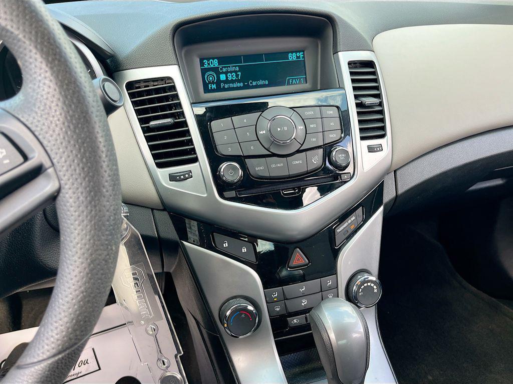 used 2013 Chevrolet Cruze car, priced at $7,658