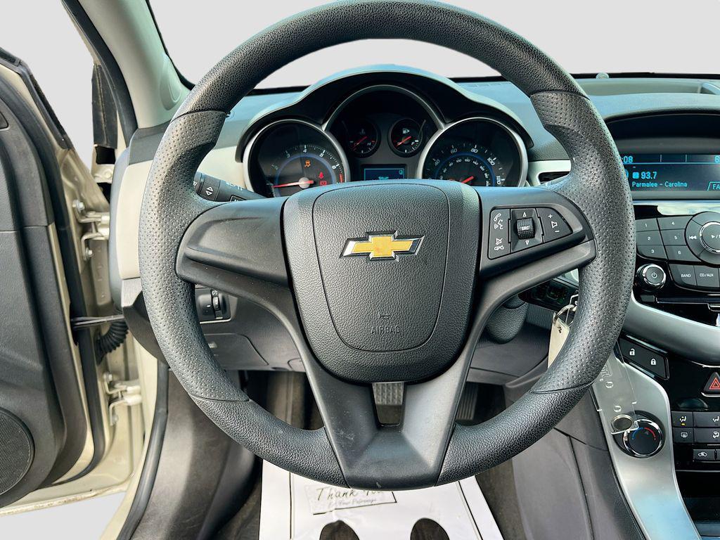 used 2013 Chevrolet Cruze car, priced at $7,658