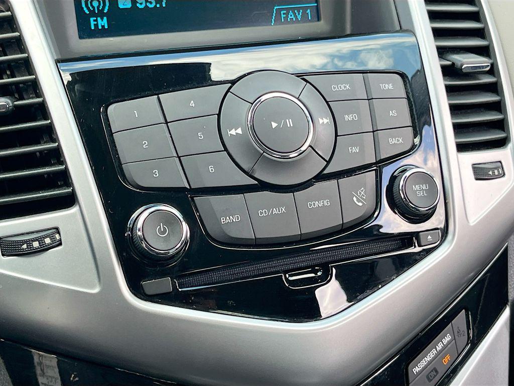 used 2013 Chevrolet Cruze car, priced at $7,658