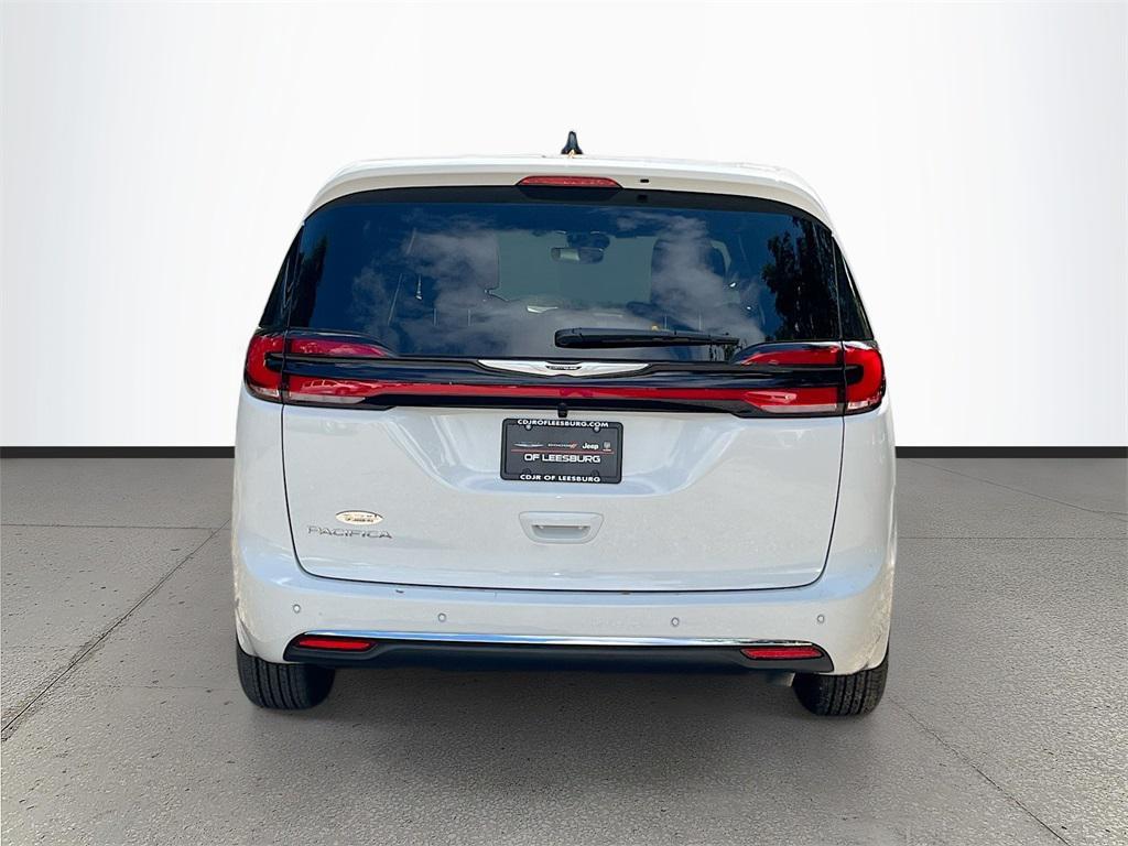 new 2026 Chrysler Pacifica car, priced at $44,836