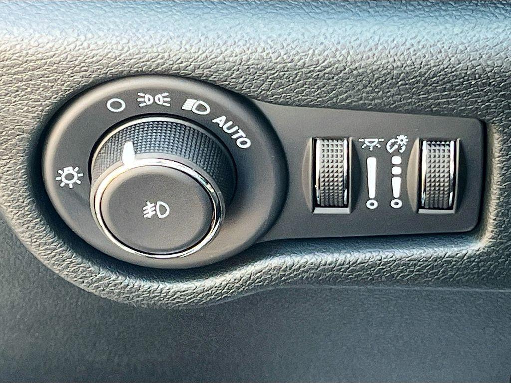 new 2026 Chrysler Pacifica car, priced at $41,223