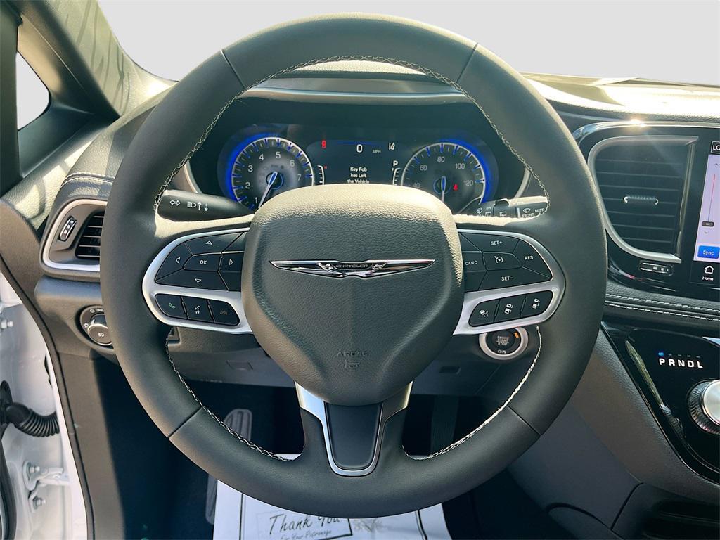 new 2026 Chrysler Pacifica car, priced at $44,836