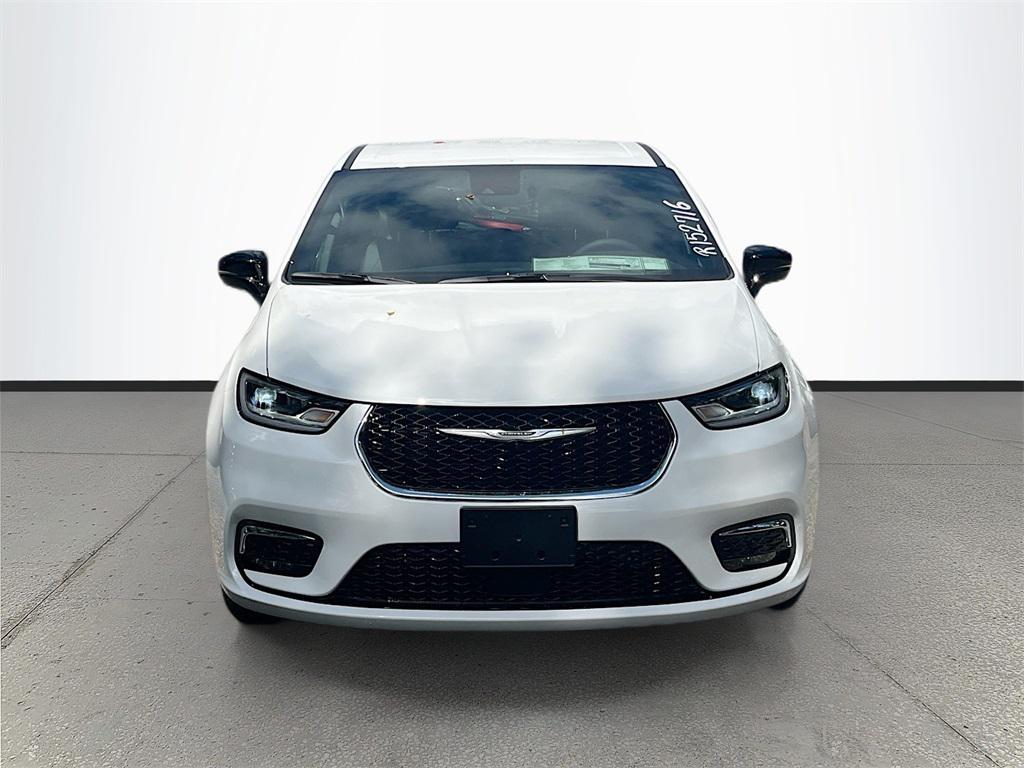 new 2026 Chrysler Pacifica car, priced at $44,836