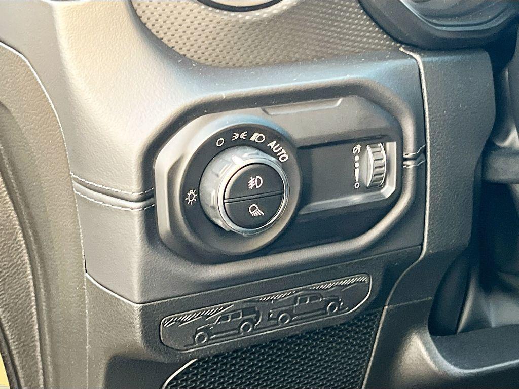 new 2026 Jeep Gladiator car, priced at $55,479