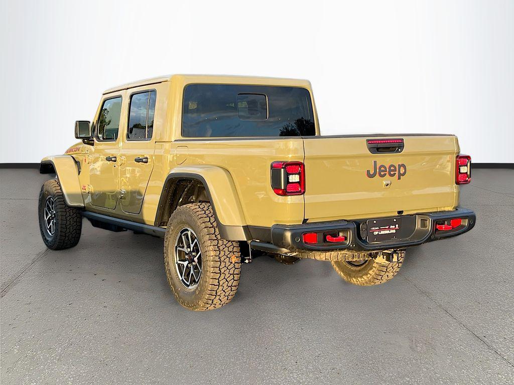 new 2026 Jeep Gladiator car, priced at $55,479