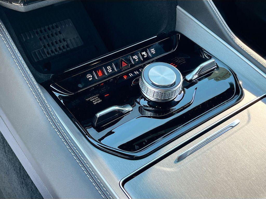 new 2026 Jeep Grand Wagoneer L car, priced at $88,535