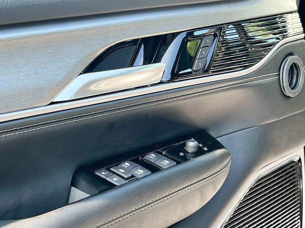 new 2026 Jeep Grand Wagoneer L car, priced at $88,535