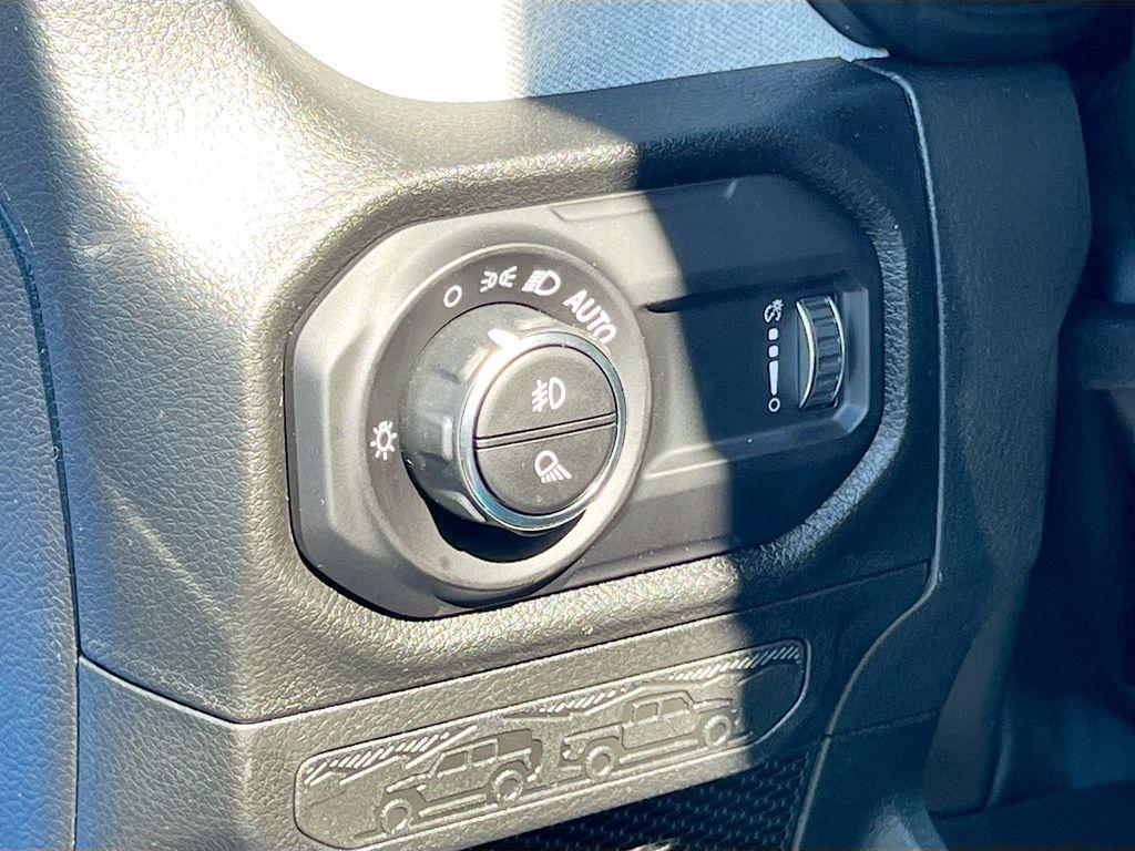 new 2026 Jeep Gladiator car, priced at $45,967