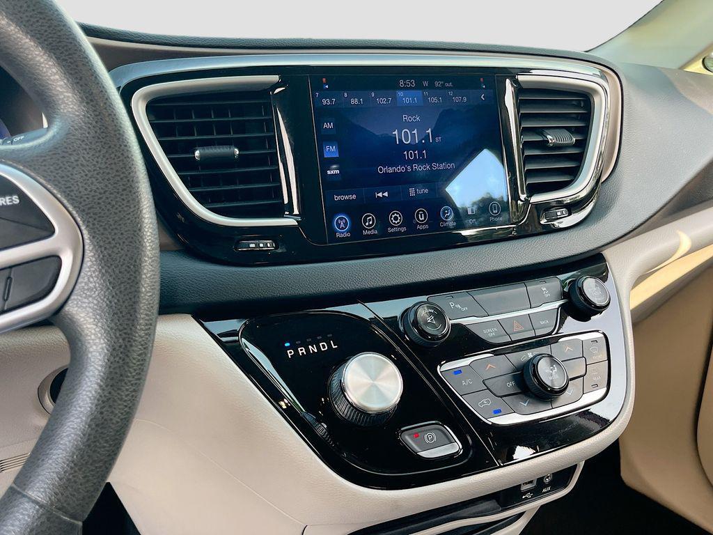 used 2017 Chrysler Pacifica car, priced at $12,376