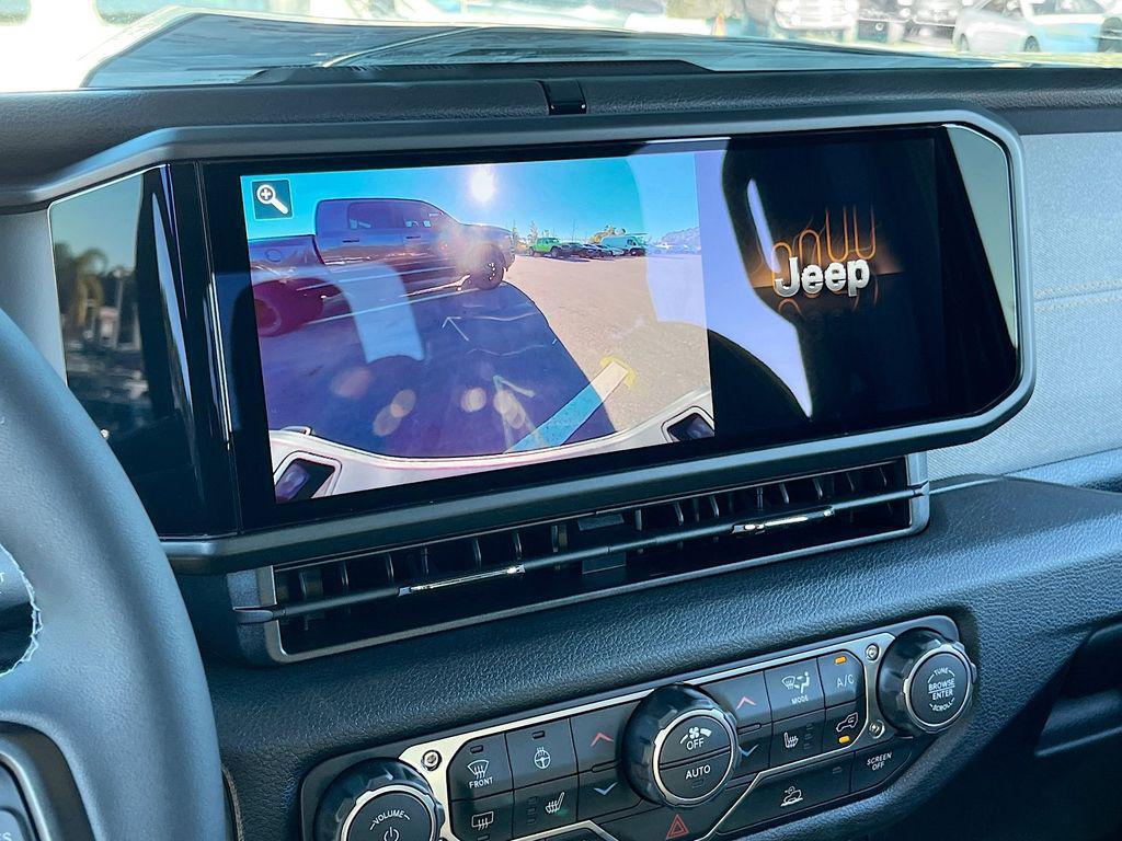 new 2026 Jeep Gladiator car, priced at $46,967