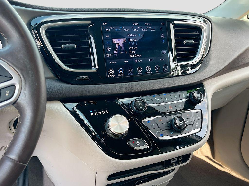 used 2019 Chrysler Pacifica car, priced at $17,787