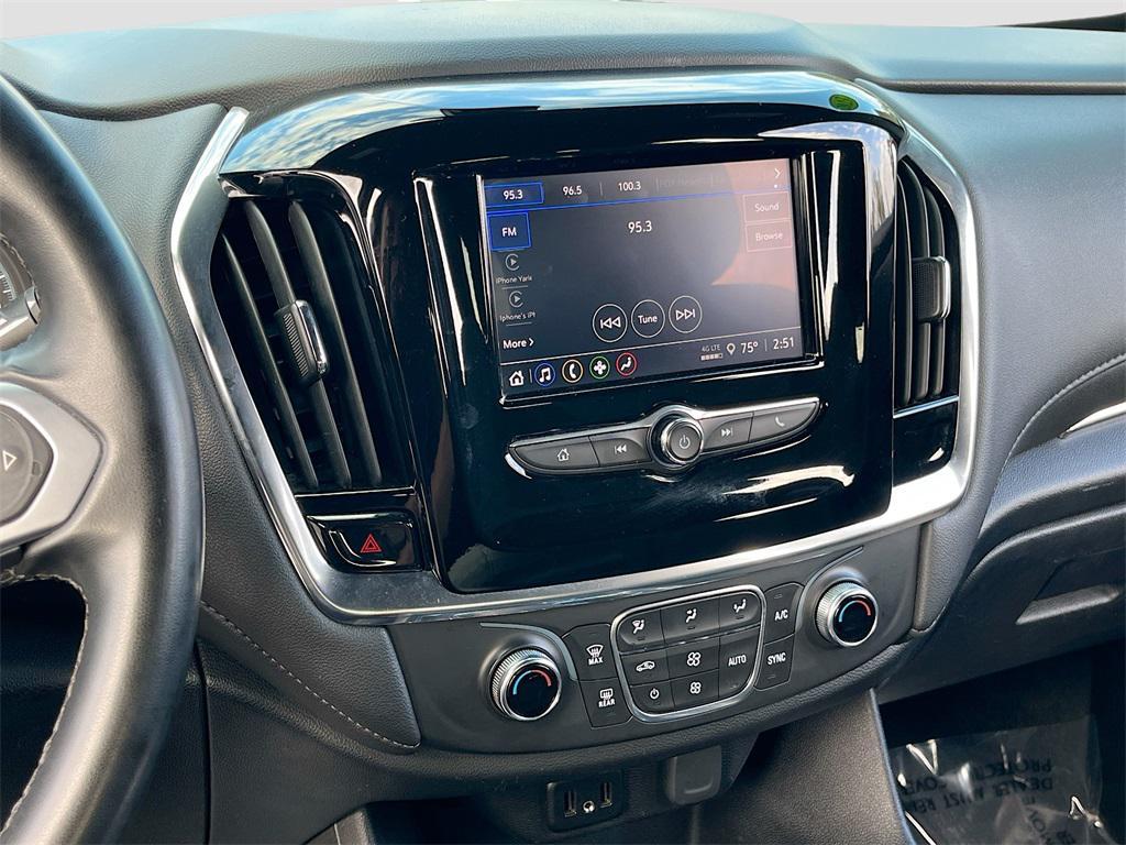 used 2023 Chevrolet Traverse car, priced at $23,559