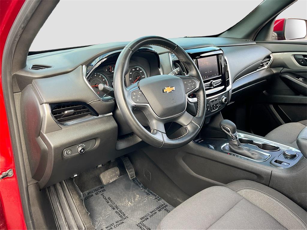 used 2023 Chevrolet Traverse car, priced at $23,559