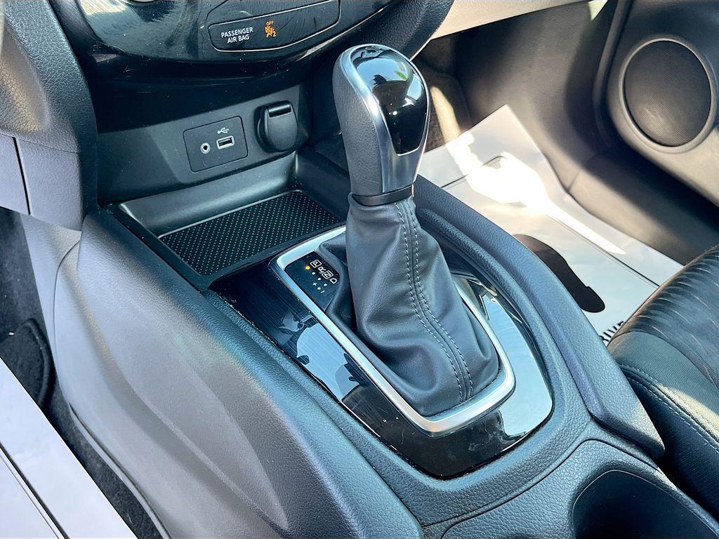 used 2020 Nissan Rogue car, priced at $11,300