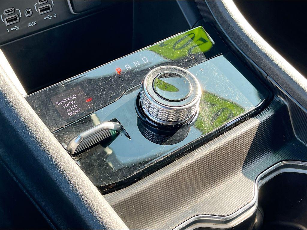 used 2025 Jeep Grand Cherokee L car, priced at $39,668