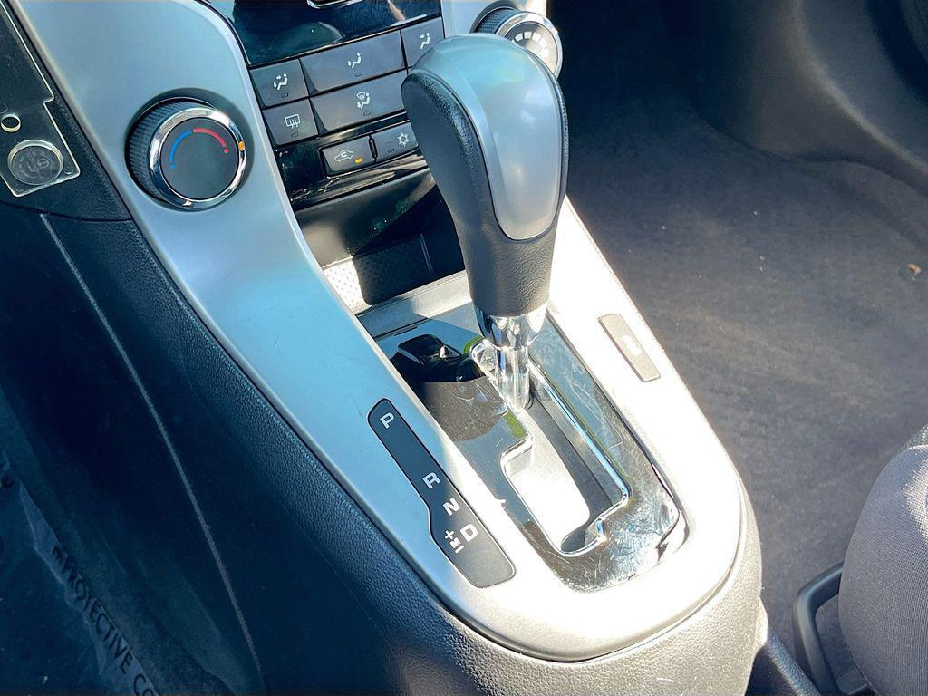 used 2014 Chevrolet Cruze car, priced at $7,991
