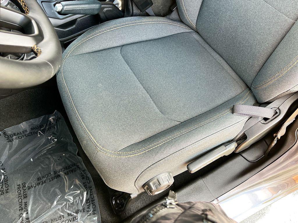 used 2024 Jeep Gladiator car, priced at $35,876