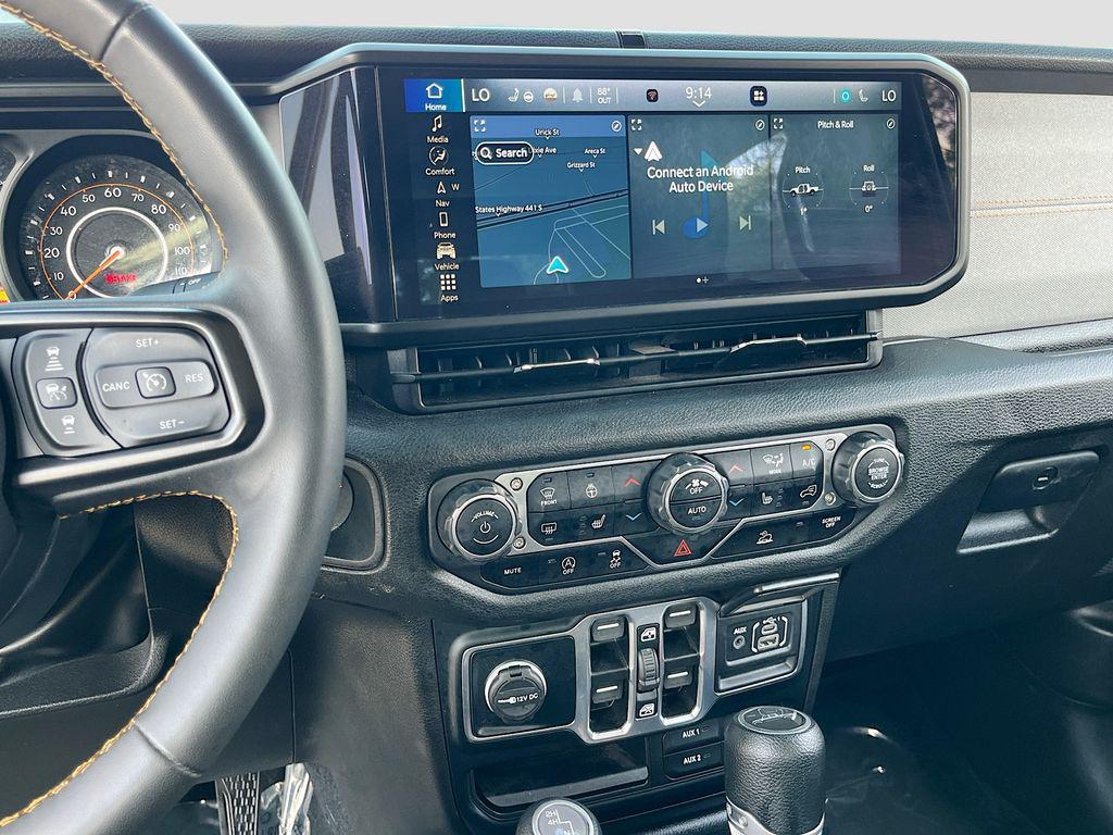 used 2024 Jeep Gladiator car, priced at $35,876