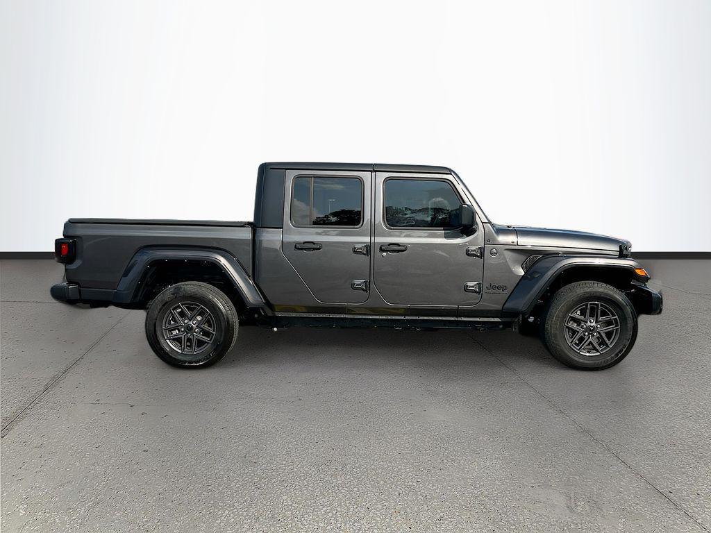 used 2024 Jeep Gladiator car, priced at $35,876